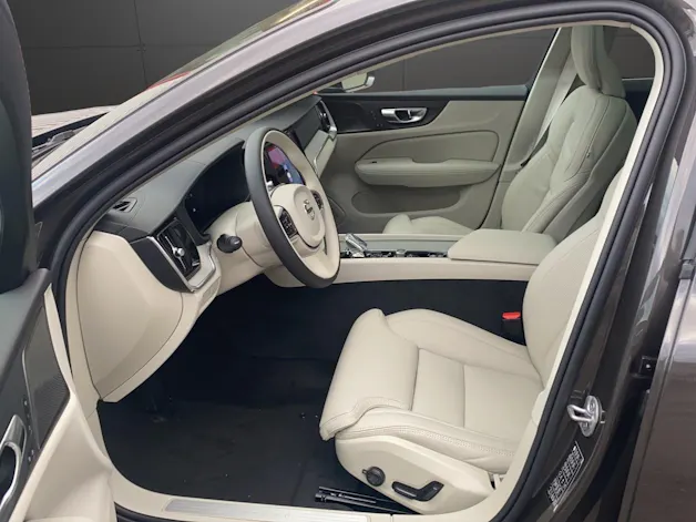 Volvo V60 2.0 B5 Ultimate Bright AWD
