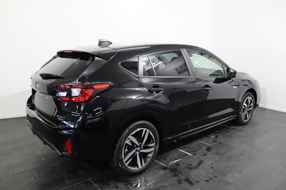 SUBARU Impreza 2.0i e-Boxer Swiss Plus 1