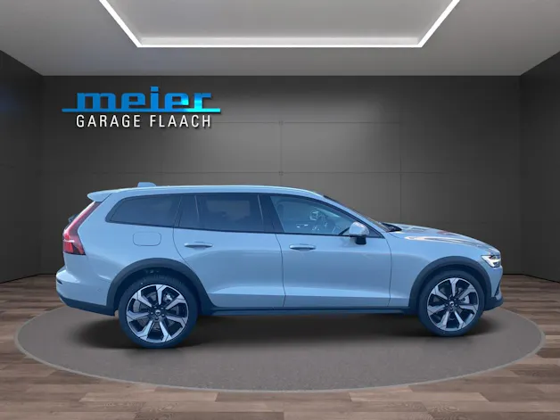 Volvo V60 Cross Country 2.0 B5 Ultimate AWD