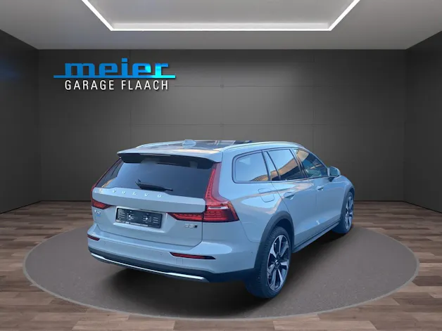 Volvo V60 Cross Country 2.0 B5 Ultimate AWD