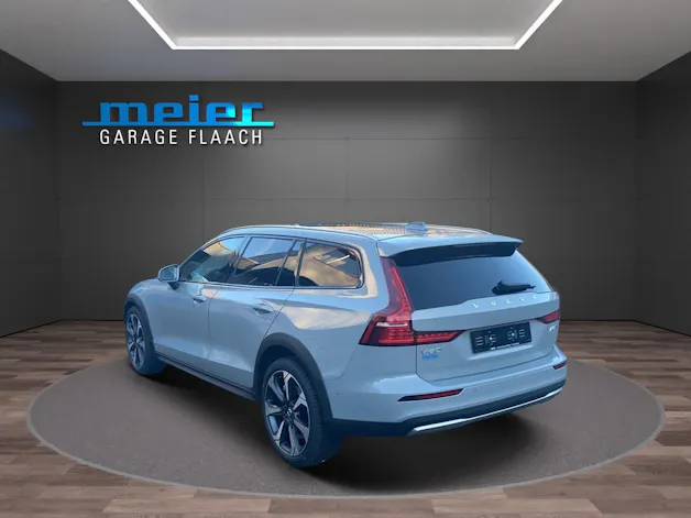 Volvo V60 Cross Country 2.0 B5 Ultimate AWD
