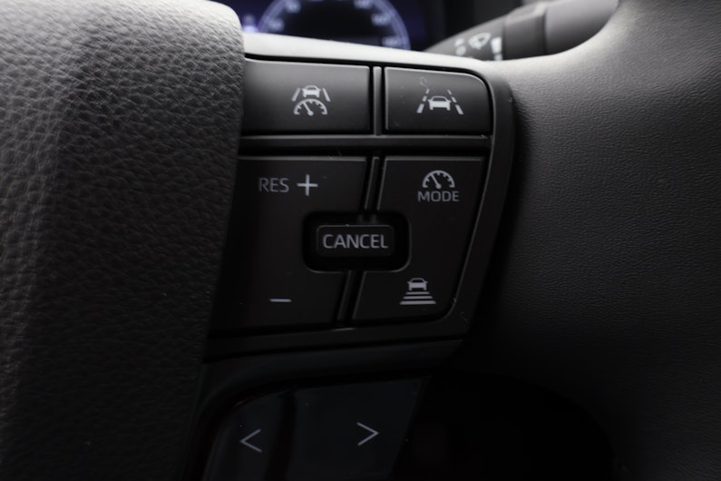 Vehicle image TOYOTA C-HR