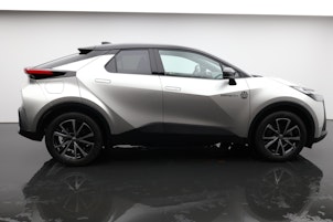 Vehicle image TOYOTA C-HR 2.0 PHEV Swiss Edition