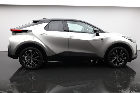 Vehicle image 21
