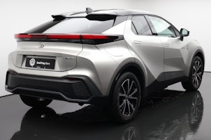 Vehicle image TOYOTA C-HR 2.0 PHEV Swiss Edition
