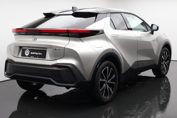 TOYOTA C-HR 2.0 PHEV Swiss Edition 2