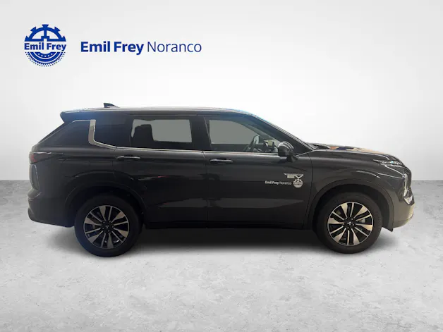 Mitsubishi Outlander 2.4 PHEV Invite 4x4 - Ruote invernali incluse e Leasing 2.99 % 60 mesi