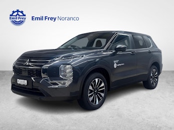 Fahrzeugbild MITSUBISHI Outlander 2.4 PHEV Invite 4x4