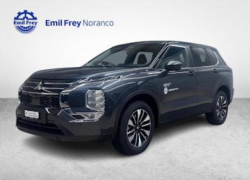 Fahrzeugbild MITSUBISHI Outlander 2.4 PHEV Invite 4x4 Fahrzeugbild MITSUBISHI Outlander 2.4 PHEV Invite 4x4