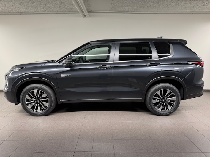 Vehicle image MITSUBISHI OUTLANDER