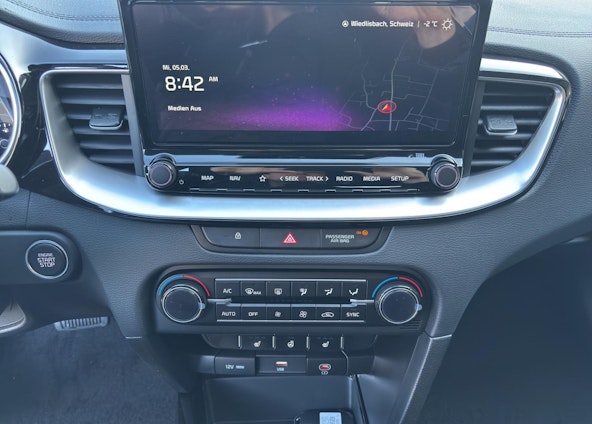 Vehicle image 12 Vehicle image 12