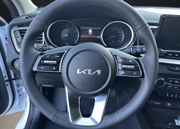 Vehicle image 9 Vehicle image 9