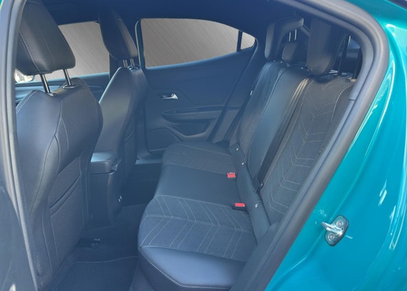 Vehicle image 12 Vehicle image 12