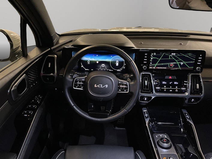 Vehicle image KIA SORENTO