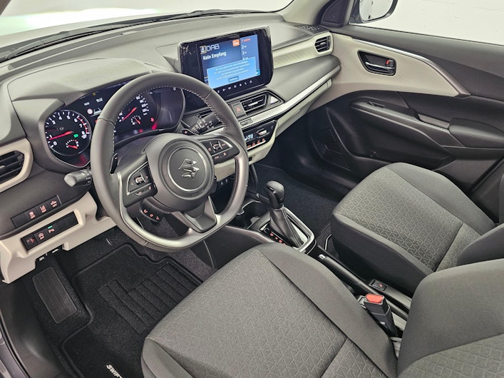 Vehicle image SUZUKI SWIFT