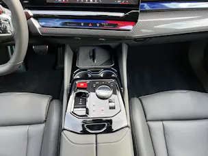 BMW M5 xDrive