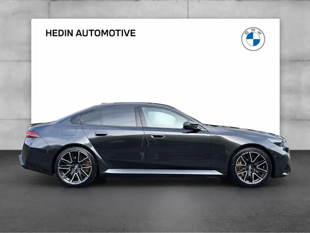 BMW M5 xDrive