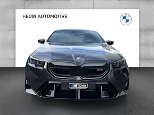 BMW M5 xDrive