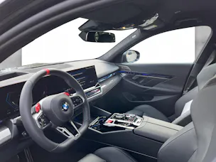 BMW M5 xDrive