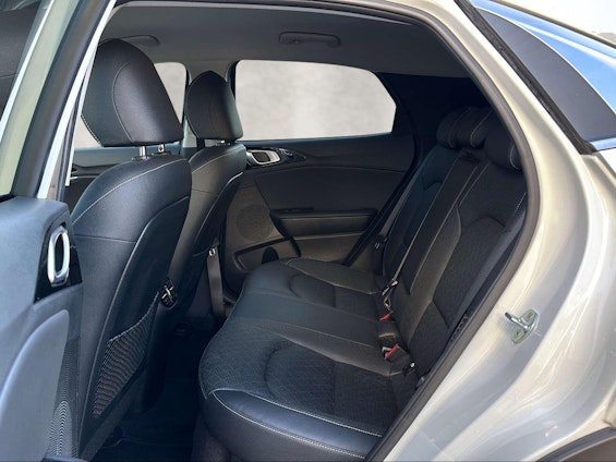 Vehicle image 7 Vehicle image 7