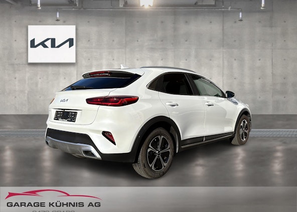 Vehicle image 4 Vehicle image 4