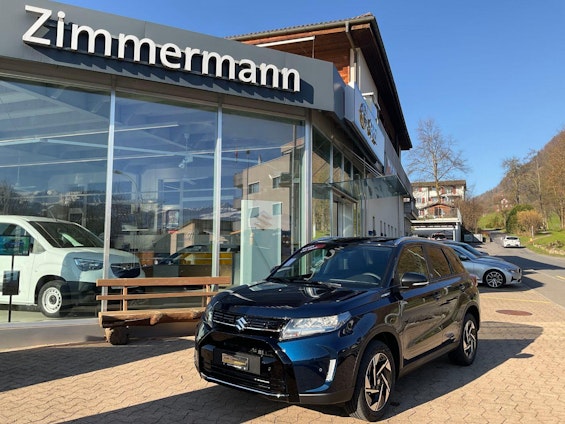 First vehicle image