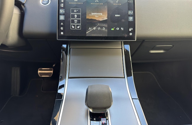 Vehicle image 9 Vehicle image 9