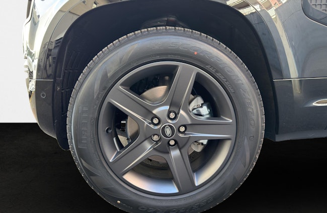 Vehicle image 5 Vehicle image 5