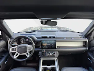 Land Rover Defender 110 3.0 D I6 250 X-Dyn. SE
