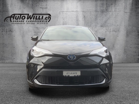 First vehicle image