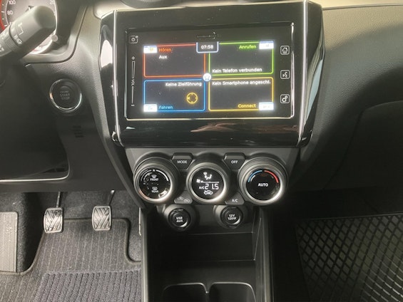 Vehicle image 10 Vehicle image 10