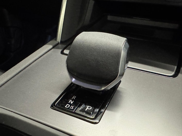 Vehicle image LAND ROVER DISCOVERY SPORT