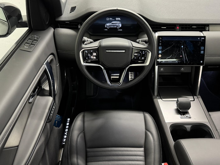 Vehicle image LAND ROVER DISCOVERY SPORT