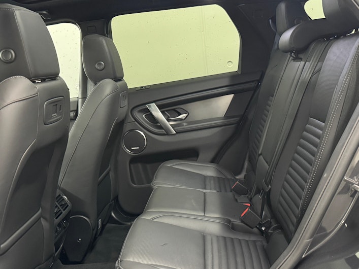 Vehicle image LAND ROVER DISCOVERY SPORT