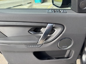 Vehicle image LAND ROVER Discovery Sport 1.5 T 270e Dynamic SE