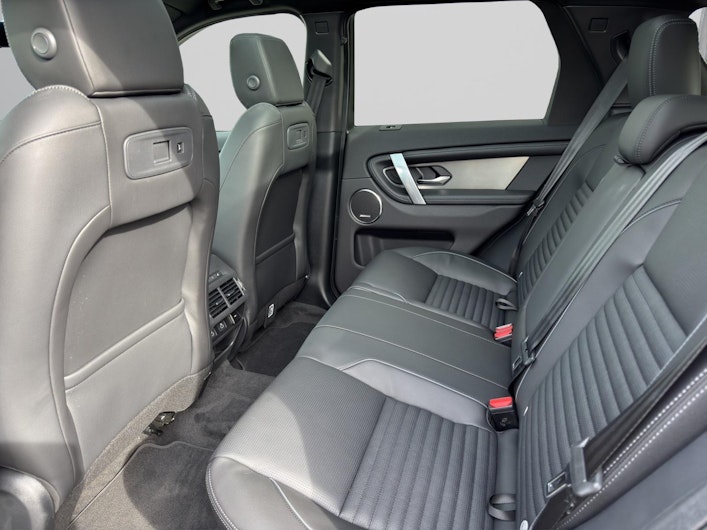 Vehicle image LAND ROVER DISCOVERY SPORT