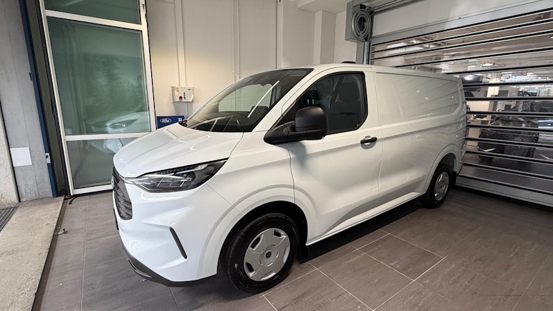 Vehicle image FORD TRANSIT CUSTOM