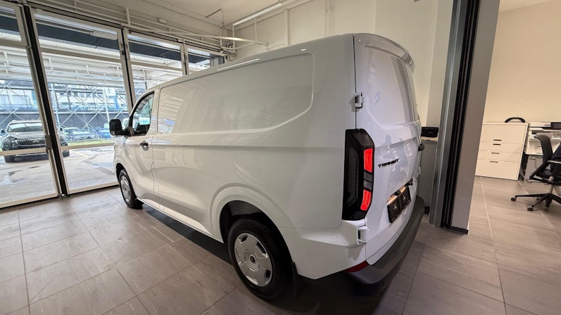 Vehicle image FORD TRANSIT CUSTOM