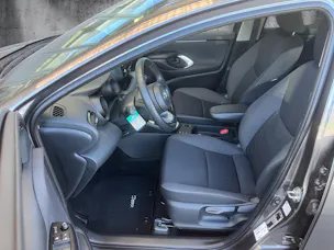 Toyota Yaris 1.5 VVT-i HSD Trend