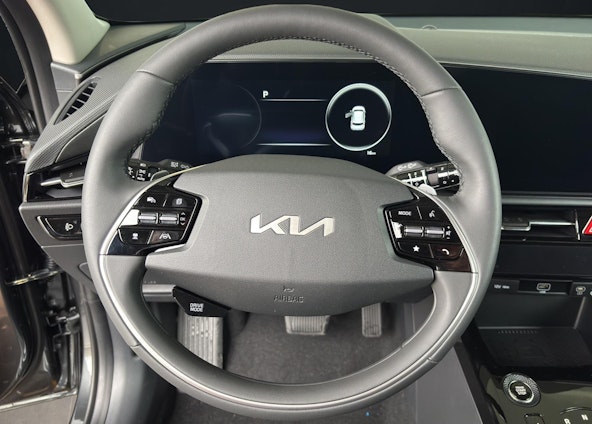 Vehicle image 9 Vehicle image 9