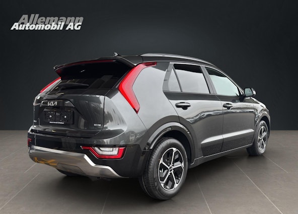 Vehicle image 5 Vehicle image 5