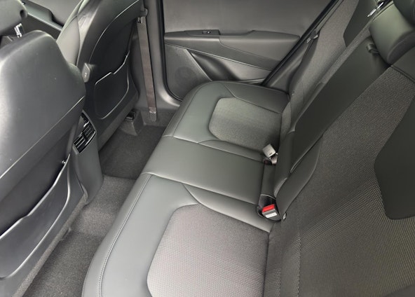 Vehicle image 13 Vehicle image 13