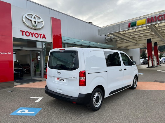 Vehicle image 39