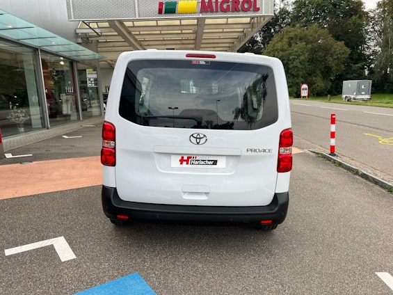 Vehicle image 38