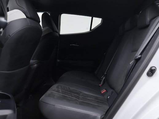 TOYOTA C-HR 2.0 VVTi HSD GR Sport 3