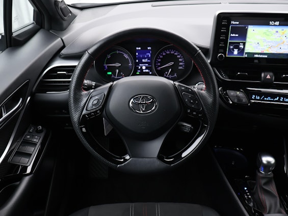 Vehicle image 9
