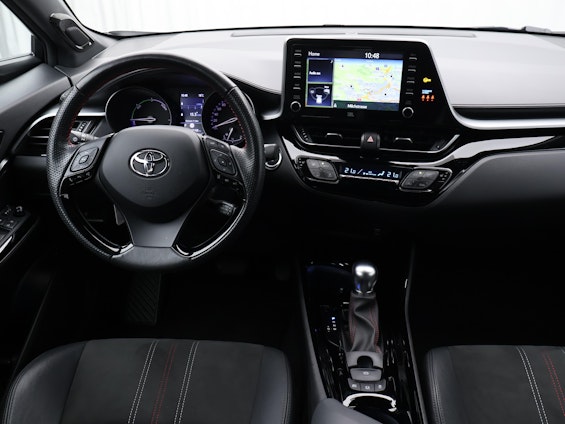 Vehicle image 6