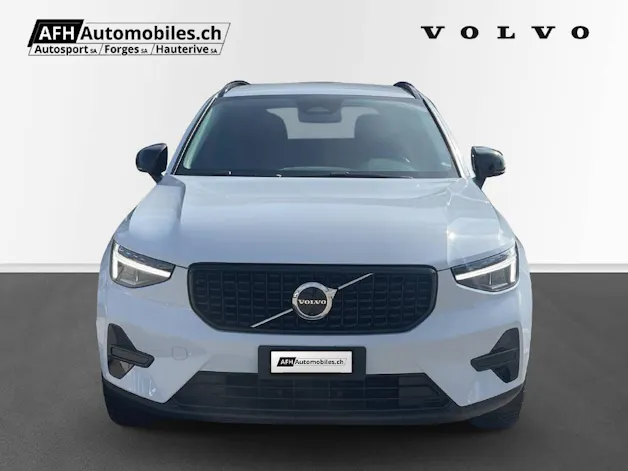 Volvo XC40 2.0 B4 MH Plus Dark