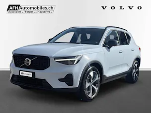 Volvo XC40 2.0 B4 MH Plus Dark
