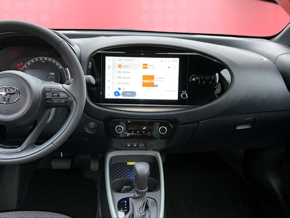 Vehicle image 12